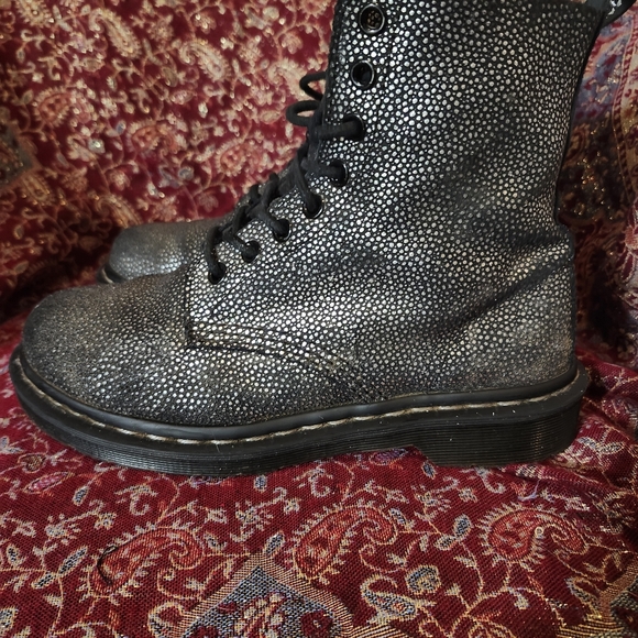 Doc Martens Metallic Pebbled 1460 Pascal Size 38 - Picture 4 of 8